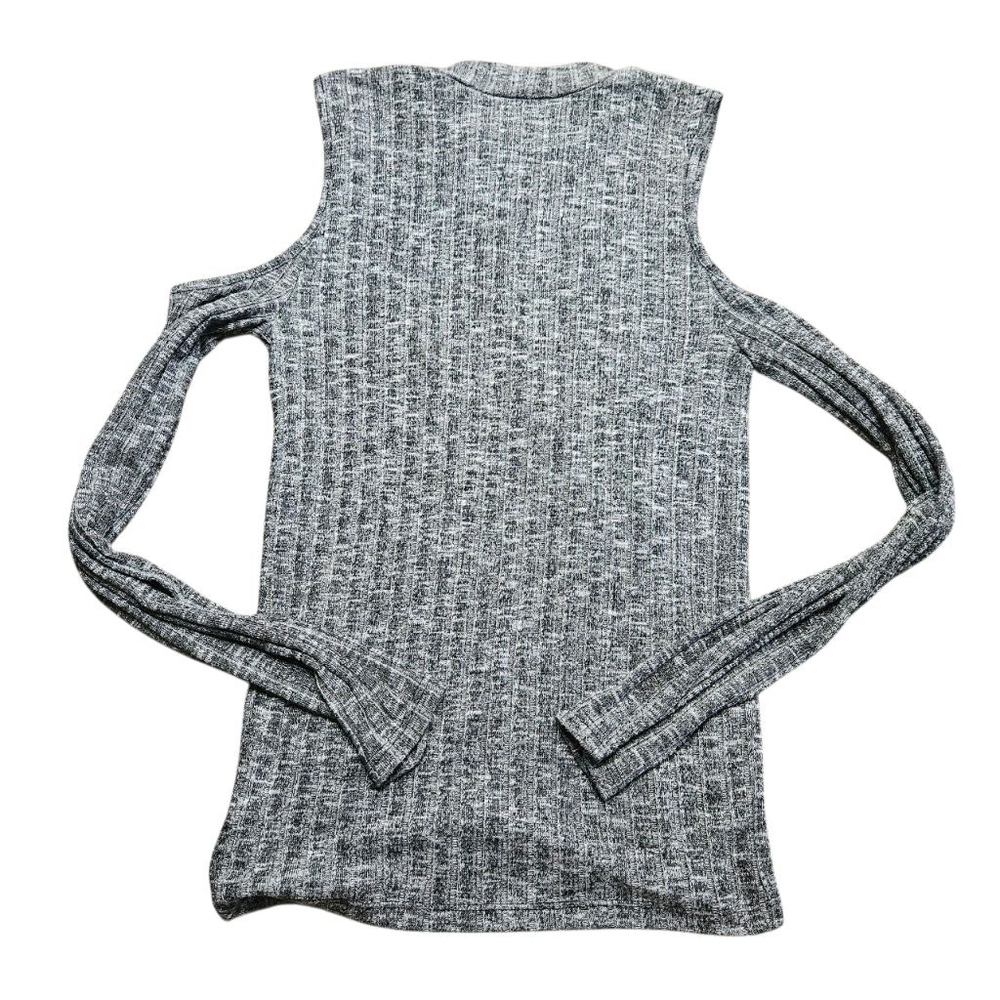 American Eagle Medium Gray Cold Shoulder Ribbed Long Sleeve Top - Picture 3 of 7